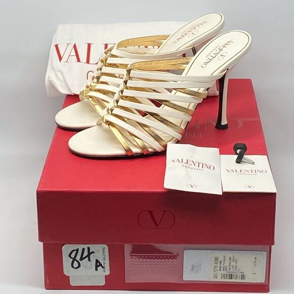 Valentino Garavani Rockstud Strappy Sandals Size 36 - Picture 13 of 15